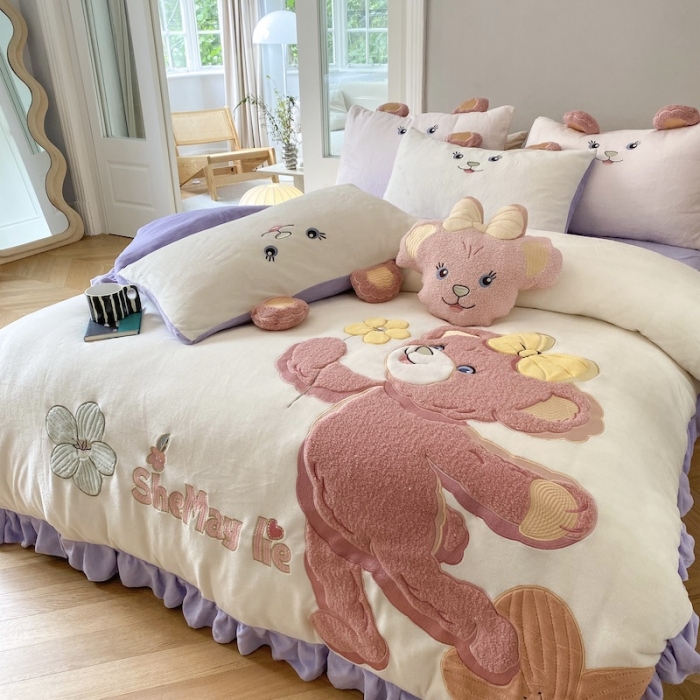 91家纺网 家纺一手货源 找家纺 紫碧螺 2023新款牛奶绒系列四件套-雪莉玫 雪莉玫-紫色