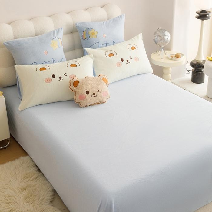 91家纺网 家纺一手货源 找家纺 新款绒梦里230克卡通贴布加厚牛奶绒四件套冬季儿童卡通三件套保暖套件