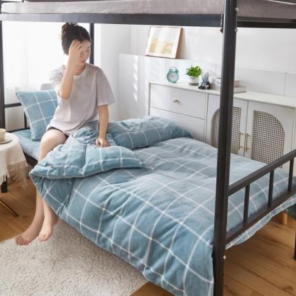 91家纺网 家纺一手货源 找家纺 总凌云 2025新款A类230克加厚牛奶绒学生宿舍三件套床笠款床单款