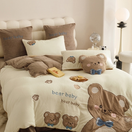 91家纺网 家纺一手货源 找家纺 新款绒梦里230克卡通贴布绣加厚牛奶绒四件套冬季儿童卡通三件套保暖套件