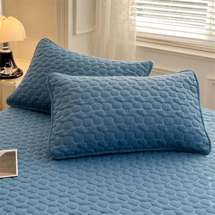 91家纺网 家纺一手货源 找家纺 （总）新款防水抗菌夹棉枕套防口水头油枕芯套