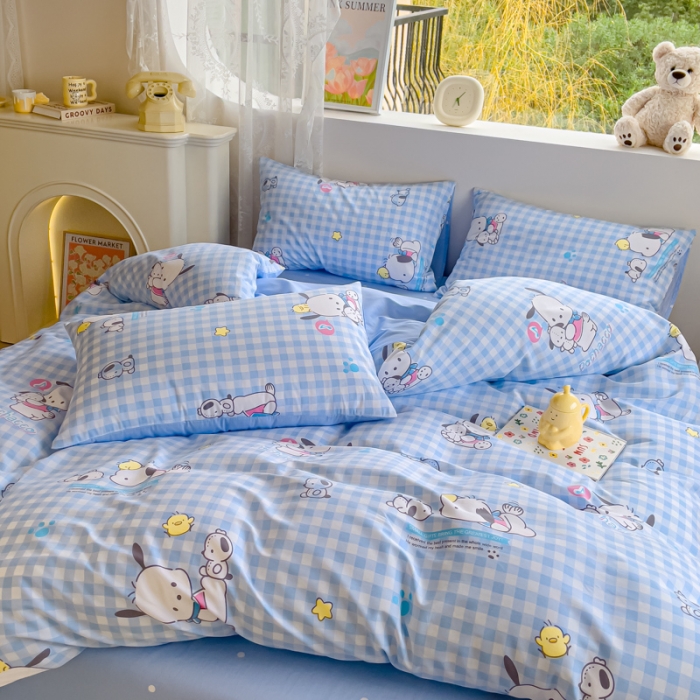 91家纺网 家纺一手货源 找家纺 金丝鸟家纺 2023新款全棉印花可爱卡通帕恰狗四件套 蓝格帕恰狗