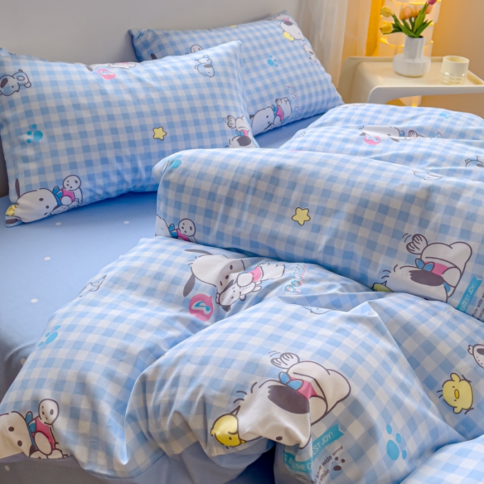 91家纺网 家纺一手货源 找家纺 金丝鸟家纺 2023新款全棉印花可爱卡通帕恰狗四件套 蓝格帕恰狗