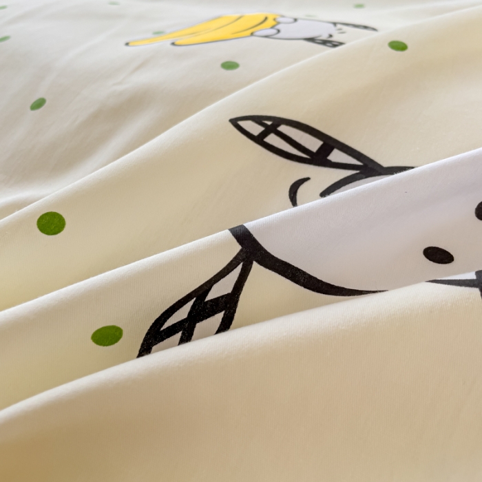 91家纺网 家纺一手货源 找家纺 金丝鸟家纺 2023新款全棉印花可爱卡通帕恰狗四件套 香蕉帕恰狗