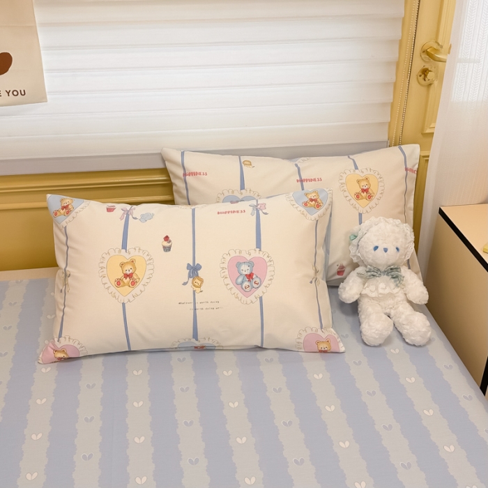 91家纺网 家纺一手货源 找家纺 晨希 2024春夏新款全棉13372印花四件套—卡通系列 熊美眉