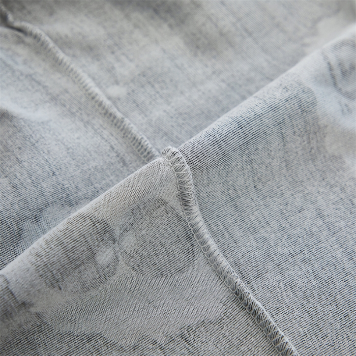 91家纺网 家纺一手货源 找家纺 逐日 2023新款云朵绒-黑白系列床头罩 黑白-煤球