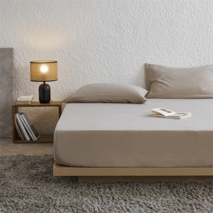 91家纺网 家纺一手货源 找家纺 安莱生活 2024新款绉纱美拉德色纯色单品床笠 伯爵