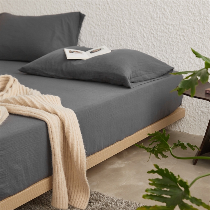 91家纺网 家纺一手货源 找家纺 安莱生活 2024新款绉纱美拉德色纯色单品床笠 黑巧