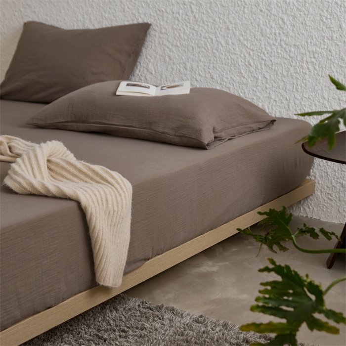 91家纺网 家纺一手货源 找家纺 安莱生活 2024新款绉纱美拉德色纯色单品床笠 糖棕