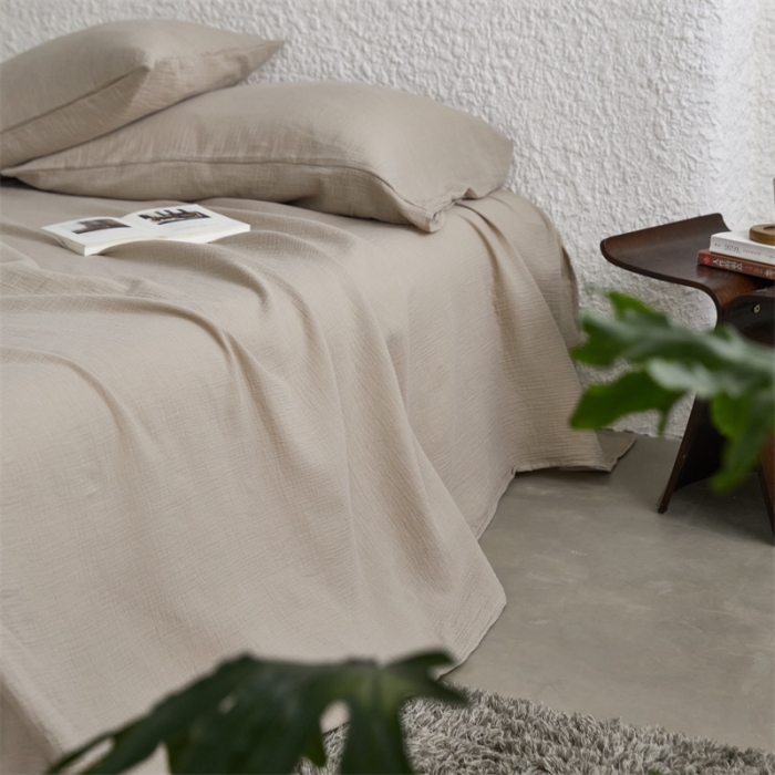91家纺网 家纺一手货源 找家纺 安莱生活2024新款绉纱美拉德色纯色单品床单 伯爵