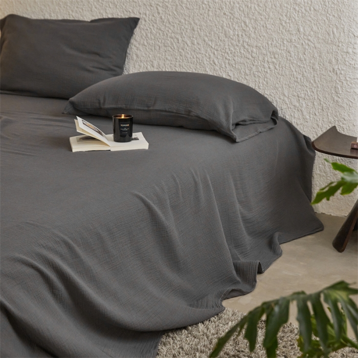 91家纺网 家纺一手货源 找家纺 安莱生活2024新款绉纱美拉德色纯色单品床单 黑巧