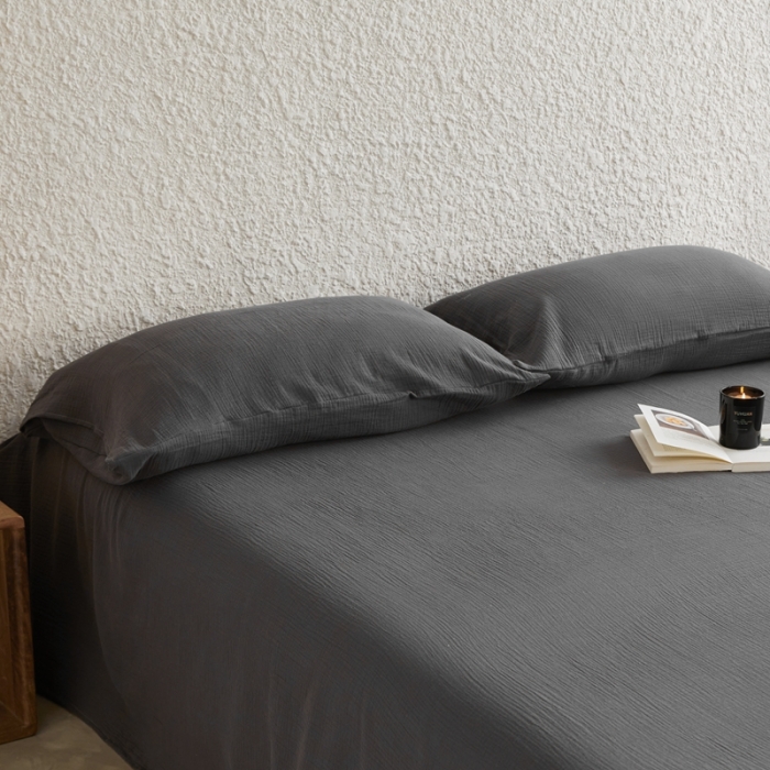 91家纺网 家纺一手货源 找家纺 安莱生活2024新款绉纱美拉德色纯色单品枕套 黑巧