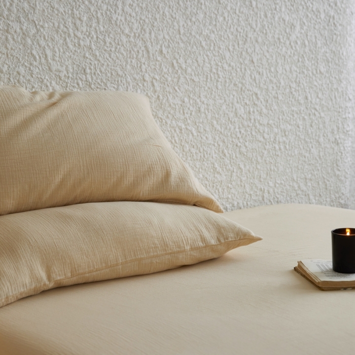 91家纺网 家纺一手货源 找家纺 安莱生活2024新款绉纱美拉德色纯色单品枕套 曲奇