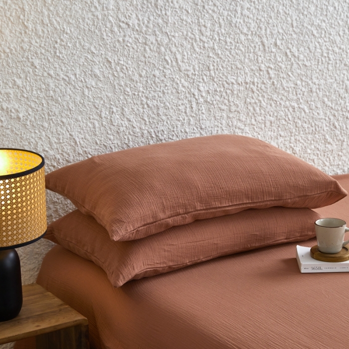 91家纺网 家纺一手货源 找家纺 安莱生活2024新款绉纱美拉德色纯色单品枕套 太妃