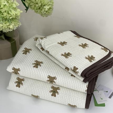 91家纺网 家纺一手货源 找家纺 （总）汇庭2023新款大鹅水洗棉220*240床盖三件套