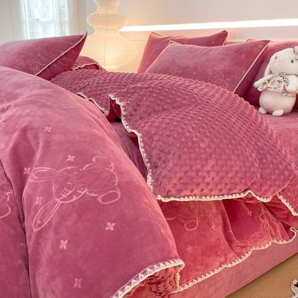 91家纺网 家纺一手货源 找家纺 慕希2024贝壳边200克婴儿绒牛奶豆豆绒提花保暖绒四件套 吉祥兔-粉