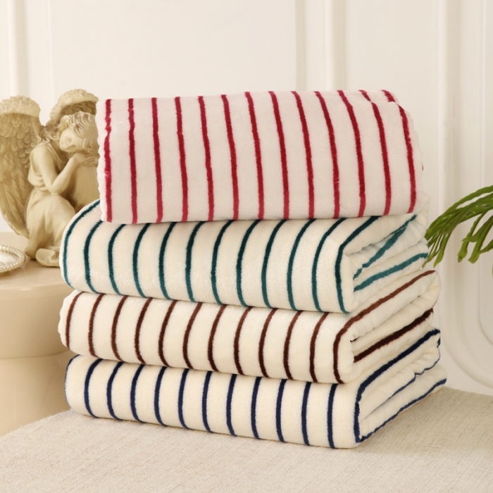 91家纺网 家纺一手货源 找家纺 （总）新丽佳家纺 2023新款亲肤舒适法莱绒条纹毛毯