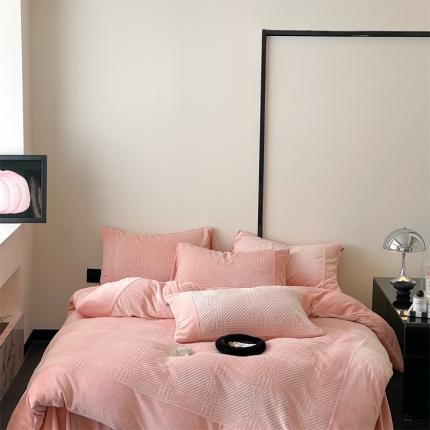 91家纺网 家纺一手货源 找家纺 顾里 2023新款H系列雕花绒四件套