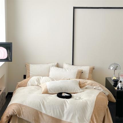 91家纺网 家纺一手货源 找家纺 顾里 2023新款H系列雕花绒四件套 H咖