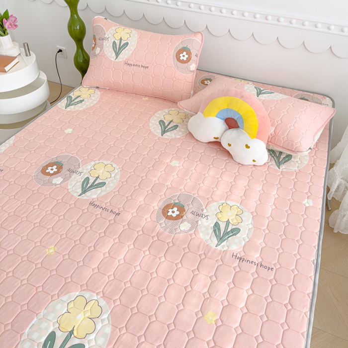 91家纺网 家纺一手货源 找家纺 伊人坊 2024新款亲肤水洗薄款软床垫防滑床护垫床褥学生垫子可机洗 花开浪漫