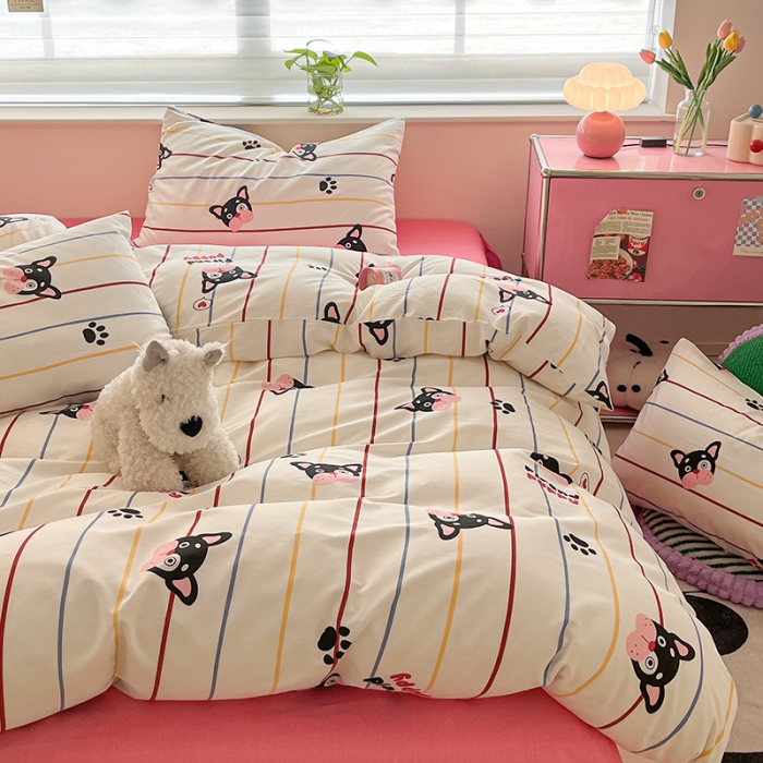 91家纺网 家纺一手货源 找家纺 桃子家居 2024新款纯棉13372粉梦可爱小清新卡通系列四件套 棉-法斗伙伴