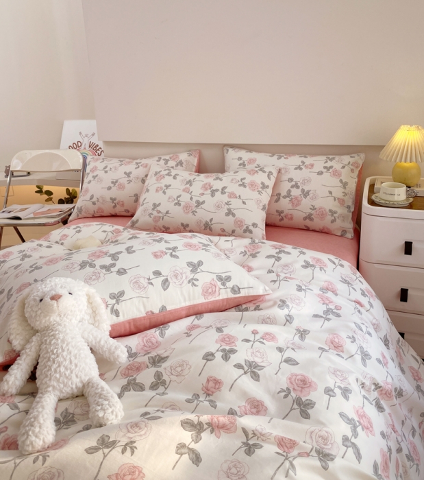 91家纺网 家纺一手货源 找家纺 洺兰家居 2025新款13372全棉四件套复古玫瑰