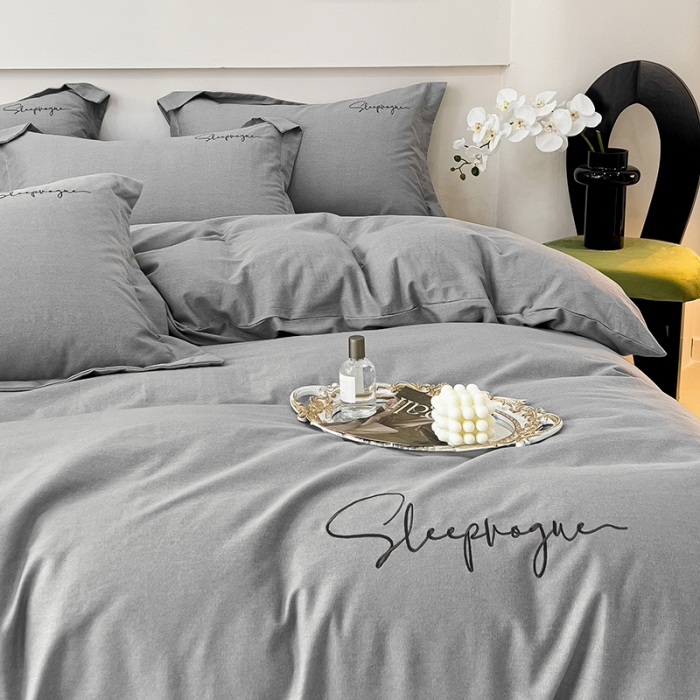 91家纺网 家纺一手货源 找家纺 慕尚家纺 2025新款全棉磨毛英文字母绣系列四件套 艾丽灰