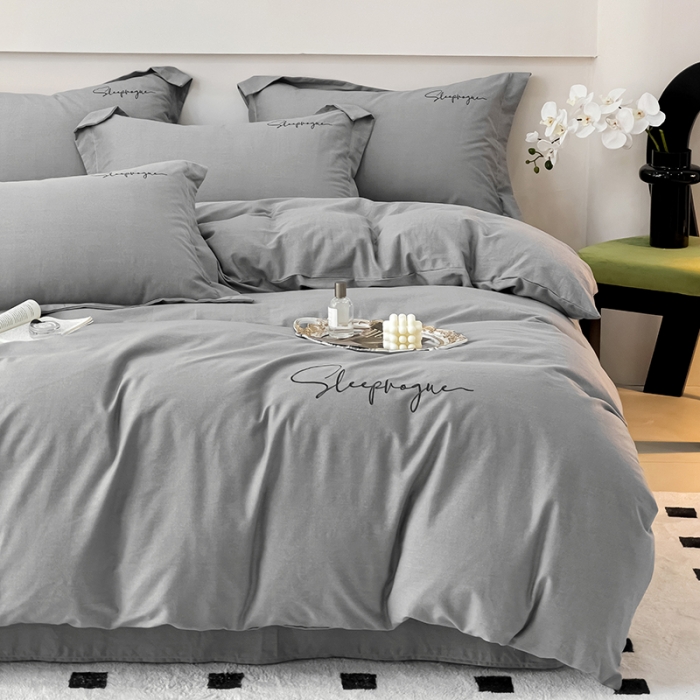 91家纺网 家纺一手货源 找家纺 慕尚家纺 2025新款全棉磨毛英文字母绣系列四件套 艾丽灰