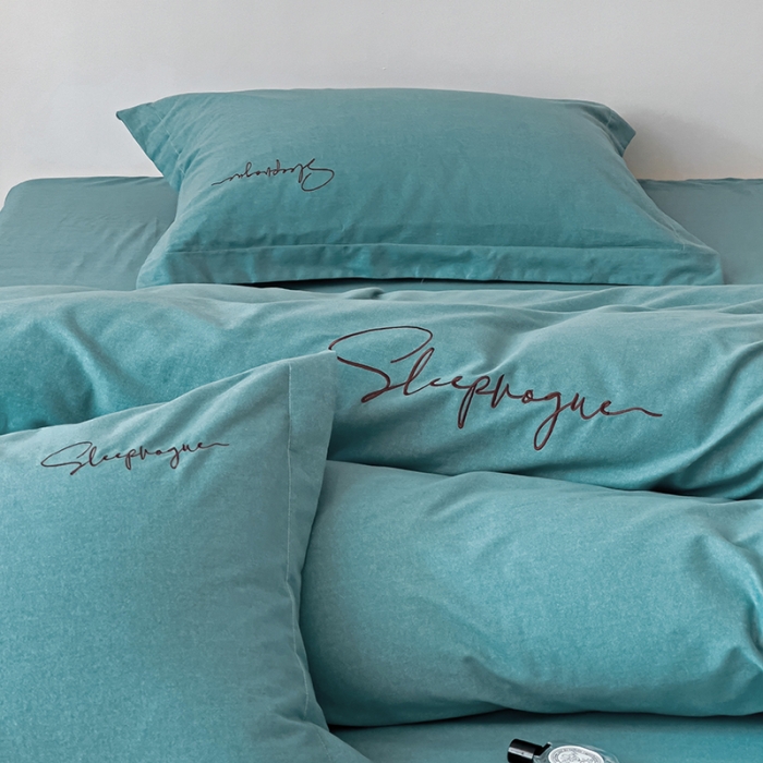 91家纺网 家纺一手货源 找家纺 慕尚家纺 2025新款全棉磨毛英文字母绣系列四件套 艾丽兰