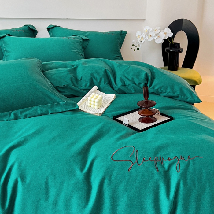 91家纺网 家纺一手货源 找家纺 慕尚家纺 2025新款全棉磨毛英文字母绣系列四件套 艾丽墨绿