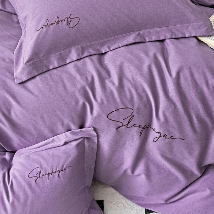 91家纺网 家纺一手货源 找家纺 慕尚家纺 2025新款全棉磨毛英文字母绣系列四件套 艾丽紫