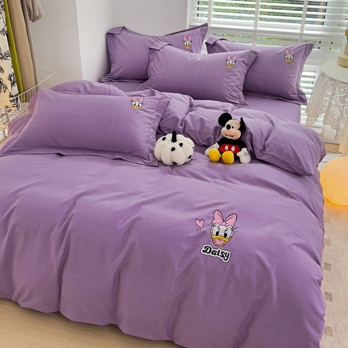 91家纺网 家纺一手货源 找家纺 慕尚家纺 2025新款迪士尼全棉磨毛刺绣系列四件套 黛西紫