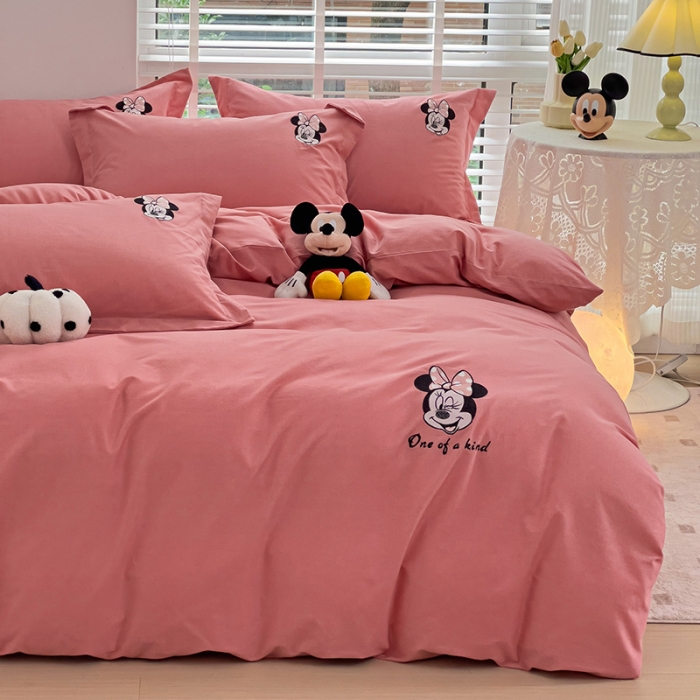 91家纺网 家纺一手货源 找家纺 慕尚家纺 2025新款迪士尼全棉磨毛刺绣系列四件套 米妮豆沙