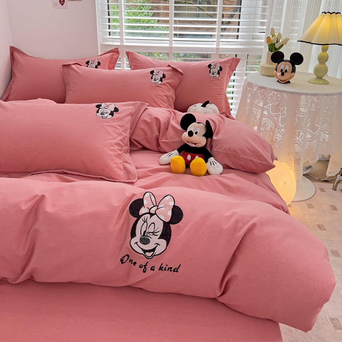 91家纺网 家纺一手货源 找家纺 慕尚家纺 2025新款迪士尼全棉磨毛刺绣系列四件套 米妮豆沙