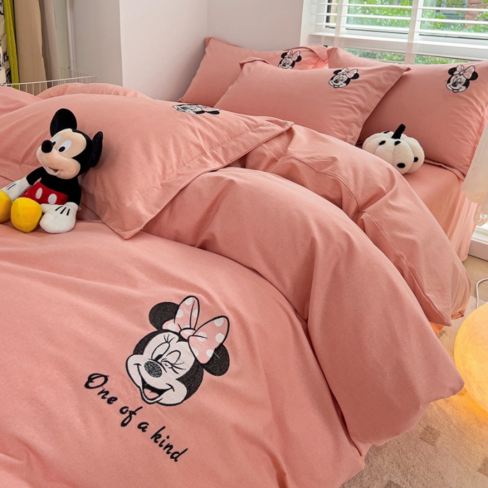 91家纺网 家纺一手货源 找家纺 慕尚家纺 2025新款迪士尼全棉磨毛刺绣系列四件套 米妮桃粉