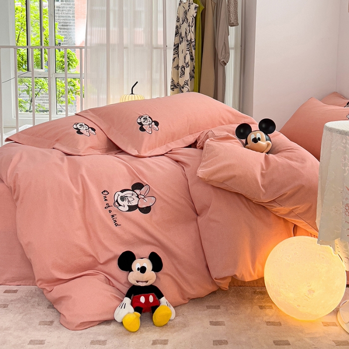 91家纺网 家纺一手货源 找家纺 慕尚家纺 2025新款迪士尼全棉磨毛刺绣系列四件套 米妮桃粉