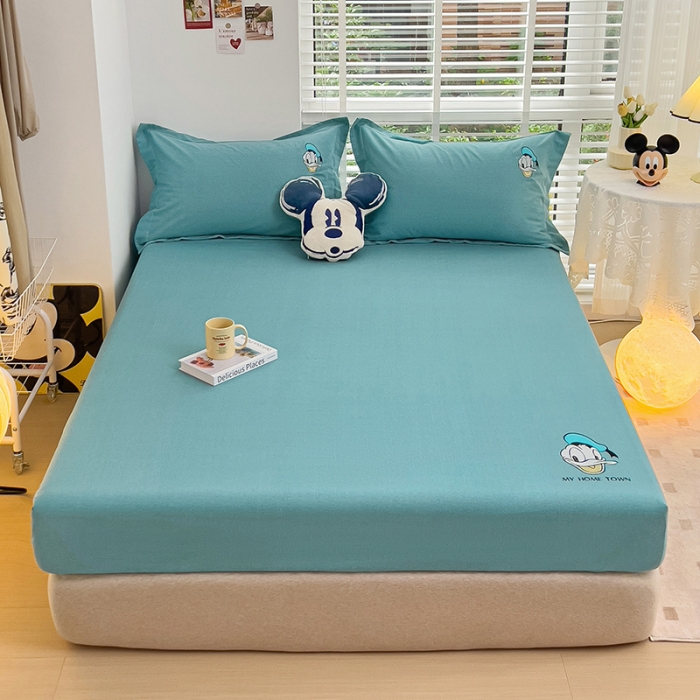 91家纺网 家纺一手货源 找家纺 慕尚家纺 2025新款迪士尼全棉磨毛刺绣床笠+枕套系列 唐老鸭-兰