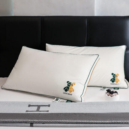 91家纺网 家纺一手货源 找家纺 2024新款 这个时候就需要好的枕芯提升睡眠 全棉面料柔软舒适