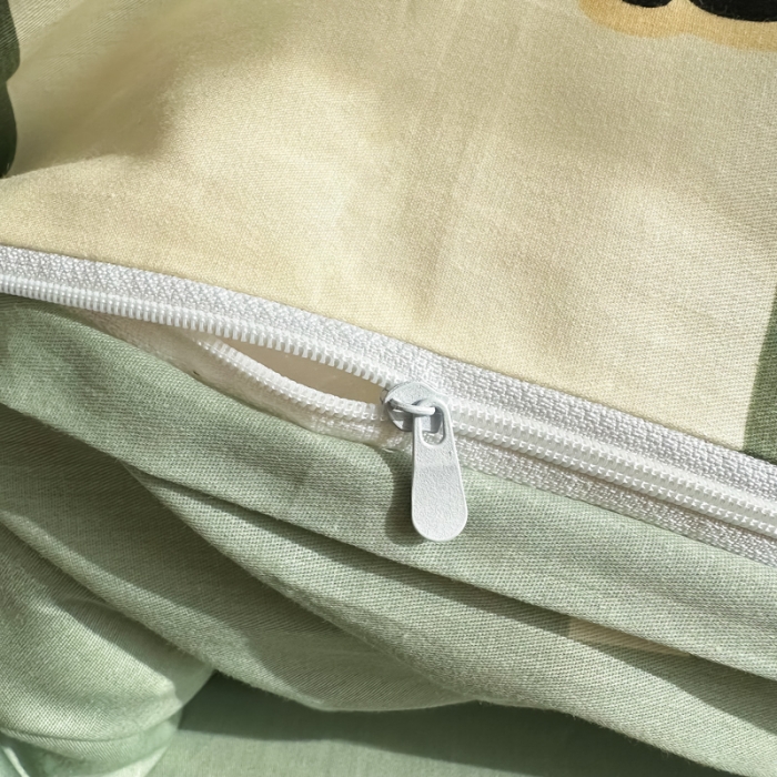 91家纺网 家纺一手货源 找家纺 简宜家居 2025新款40支13070纯棉花卉系列四件套 格子熊猫