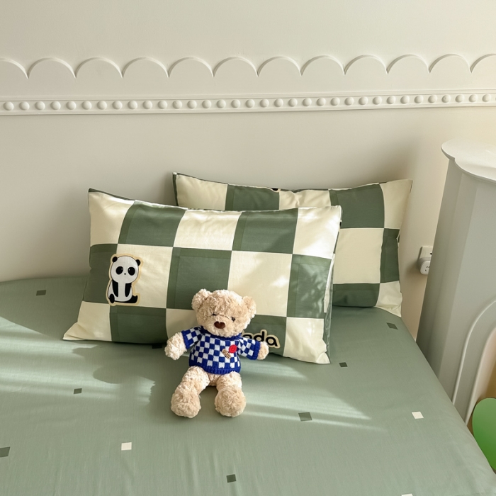 91家纺网 家纺一手货源 找家纺 简宜家居 2025新款40支13070纯棉花卉系列四件套 格子熊猫