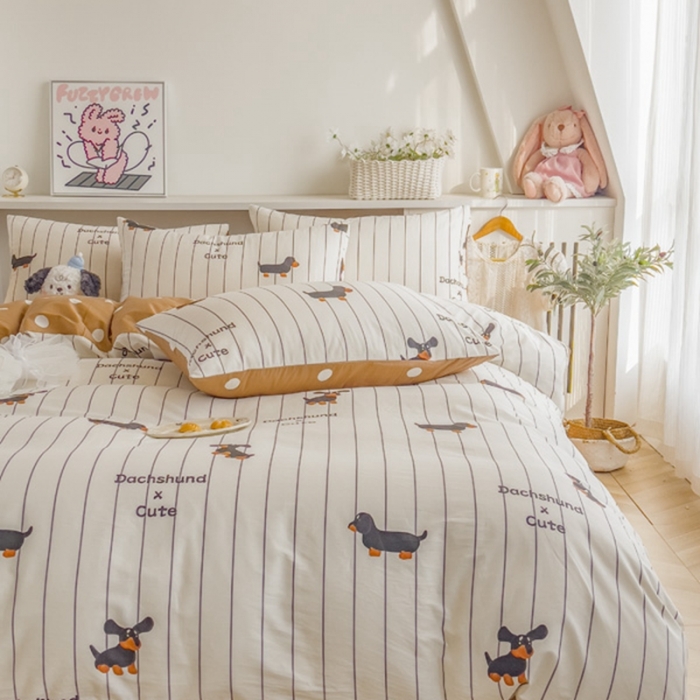 91家纺网 家纺一手货源 找家纺 简宜家居 2025新款40支13070纯棉卡通系列四件套 呆萌腊肠