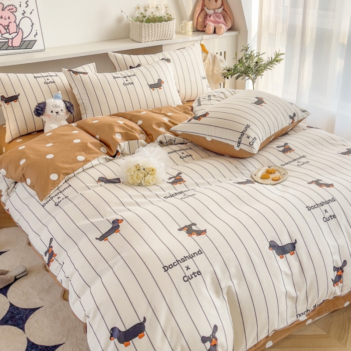 91家纺网 家纺一手货源 找家纺 简宜家居 2025新款40支13070纯棉卡通系列四件套 呆萌腊肠