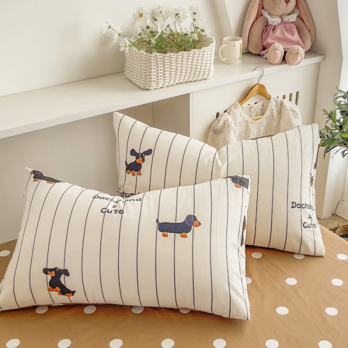 91家纺网 家纺一手货源 找家纺 简宜家居 2025新款40支13070纯棉卡通系列四件套 呆萌腊肠