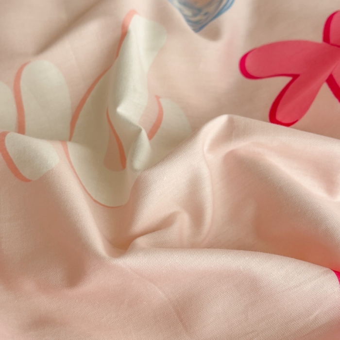 91家纺网 家纺一手货源 找家纺 简宜家居 2025新款40支13070纯棉卡通系列四件套 粉色爱恋