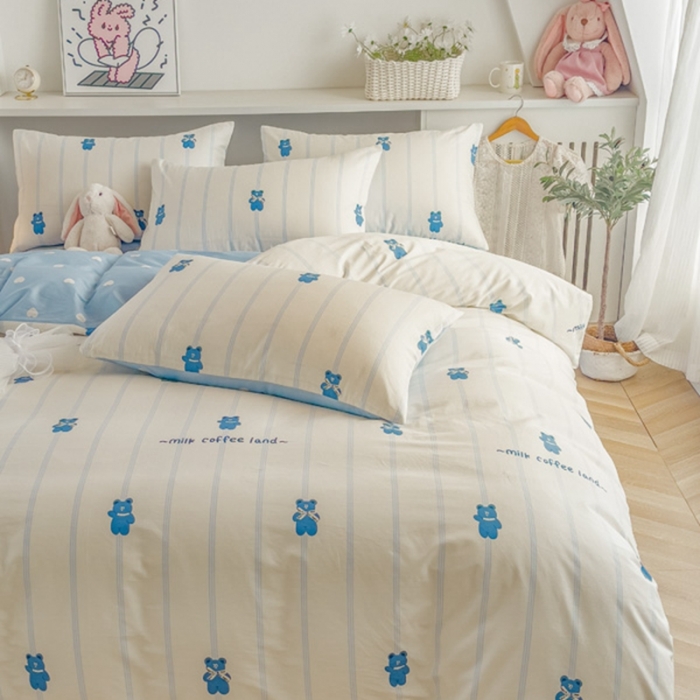 91家纺网 家纺一手货源 找家纺 简宜家居 2025新款40支13070纯棉卡通系列四件套 蓝色萌熊