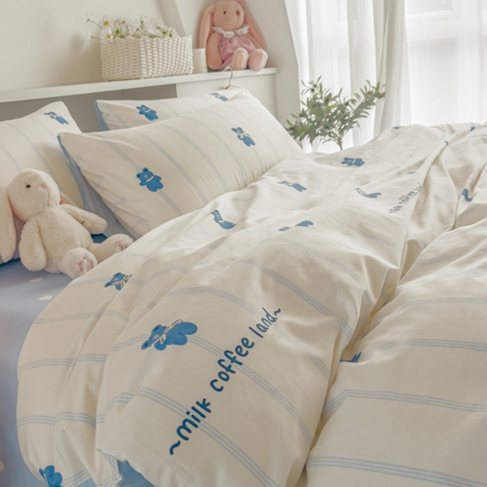 91家纺网 家纺一手货源 找家纺 简宜家居 2025新款40支13070纯棉卡通系列四件套 蓝色萌熊