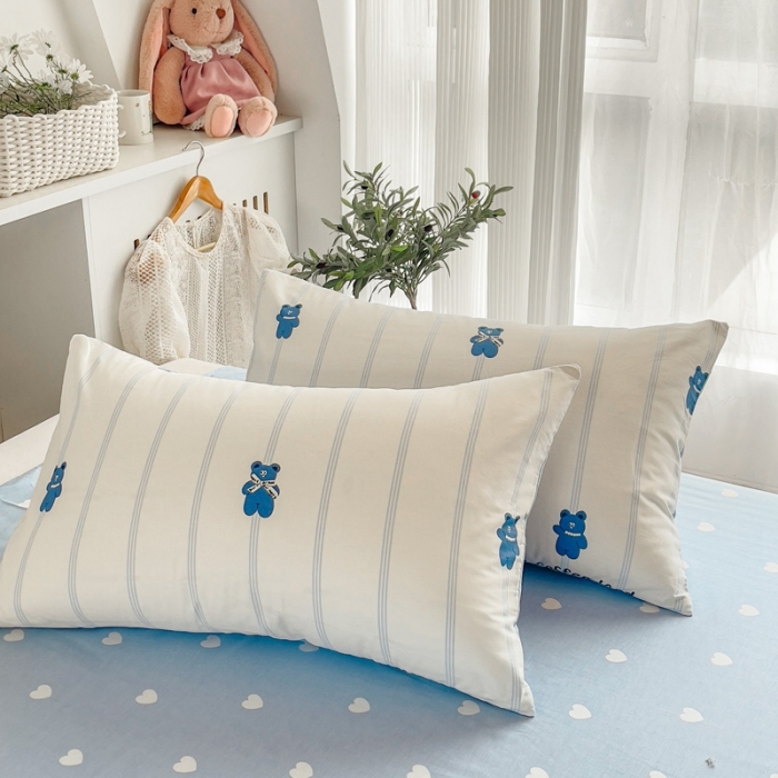 91家纺网 家纺一手货源 找家纺 简宜家居 2025新款40支13070纯棉卡通系列四件套 蓝色萌熊