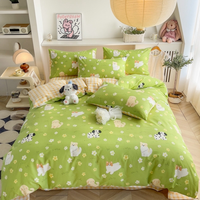 91家纺网 家纺一手货源 找家纺 简宜家居 2025新款40支13070纯棉卡通系列四件套 漫步绿茵