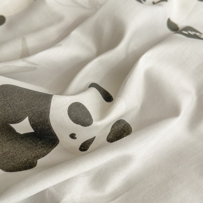 91家纺网 家纺一手货源 找家纺 简宜家居 2025新款40支13070纯棉卡通系列四件套 绅士熊喵