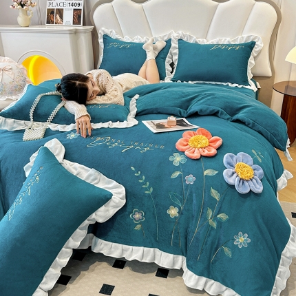 91家纺网 家纺一手货源 找家纺 漫布云9.5斤小清新加厚兔毛绒牛奶绒四件套高克重宝宝婴儿绒贴布绣刺绣花